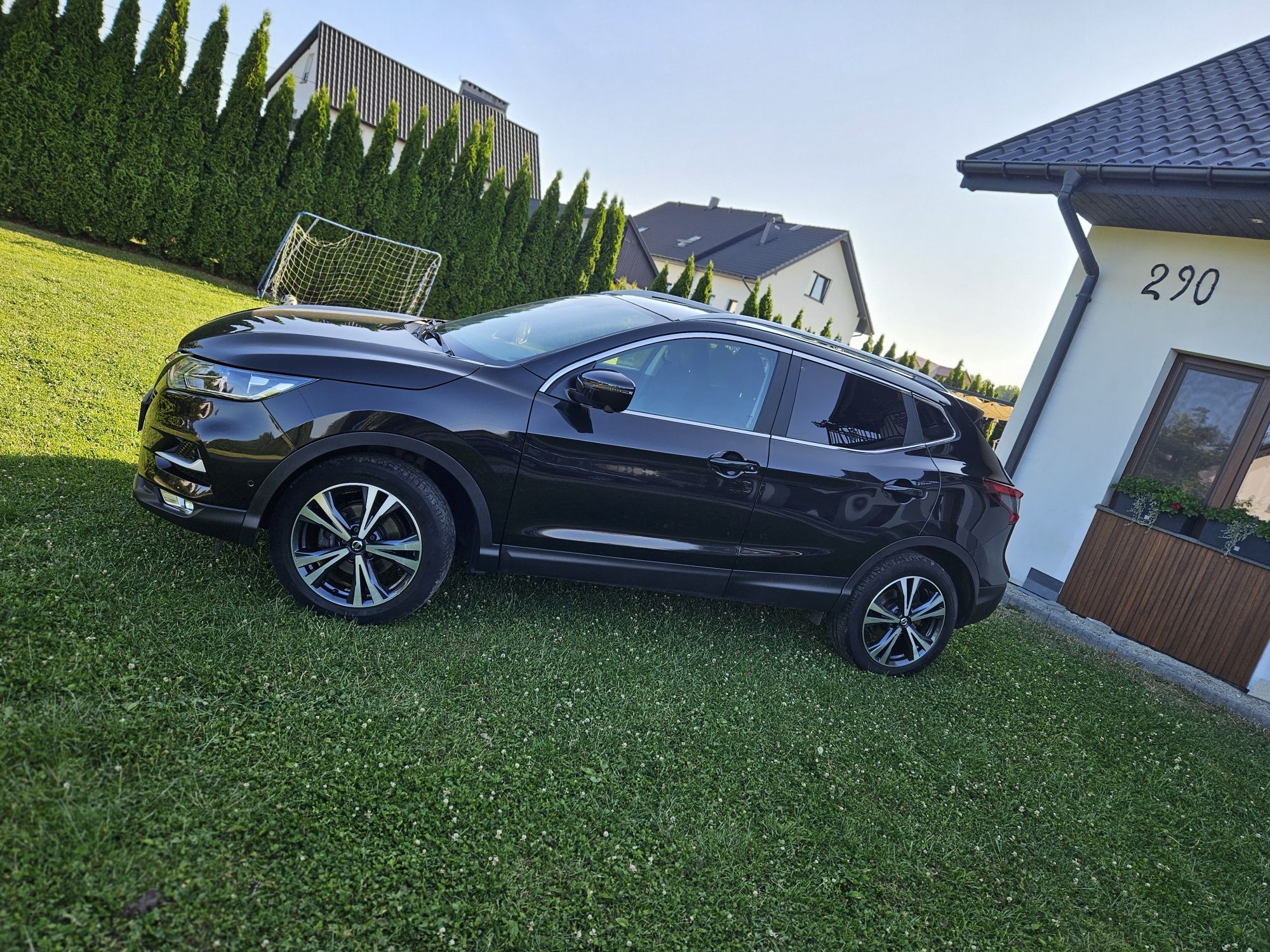 Qashqai 1.3 panorama navi kamery 360 serwisowany