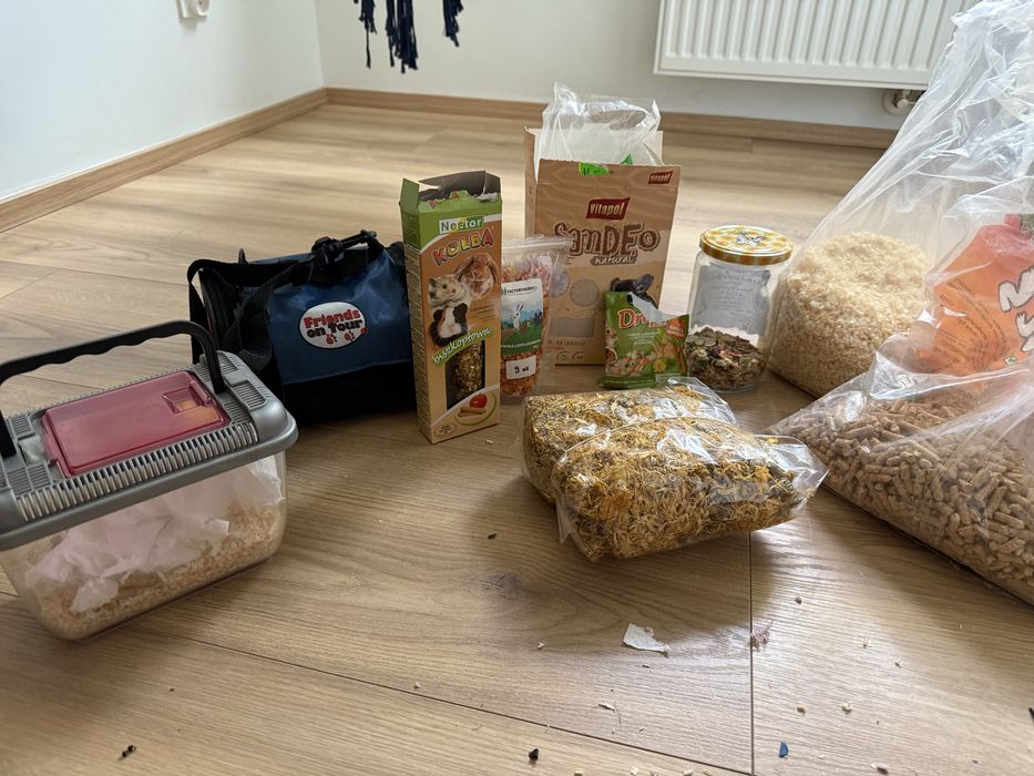 Klatka akcesoria i jedzonko dla chomika syryjskiego