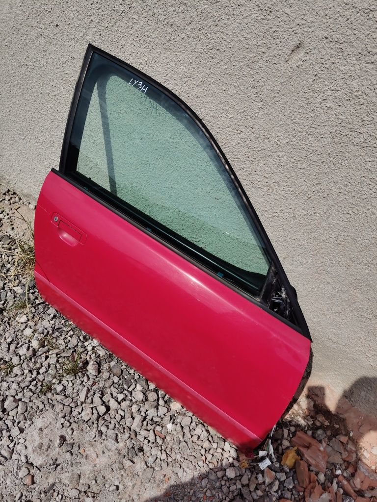 Prawe drzwi przód audi A4 b5 ly3h