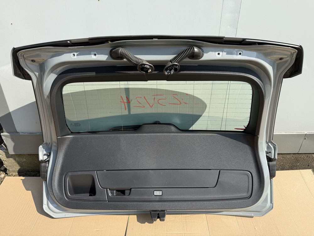 Volvo V60 2 II klapa bagażnika pokrywa 740