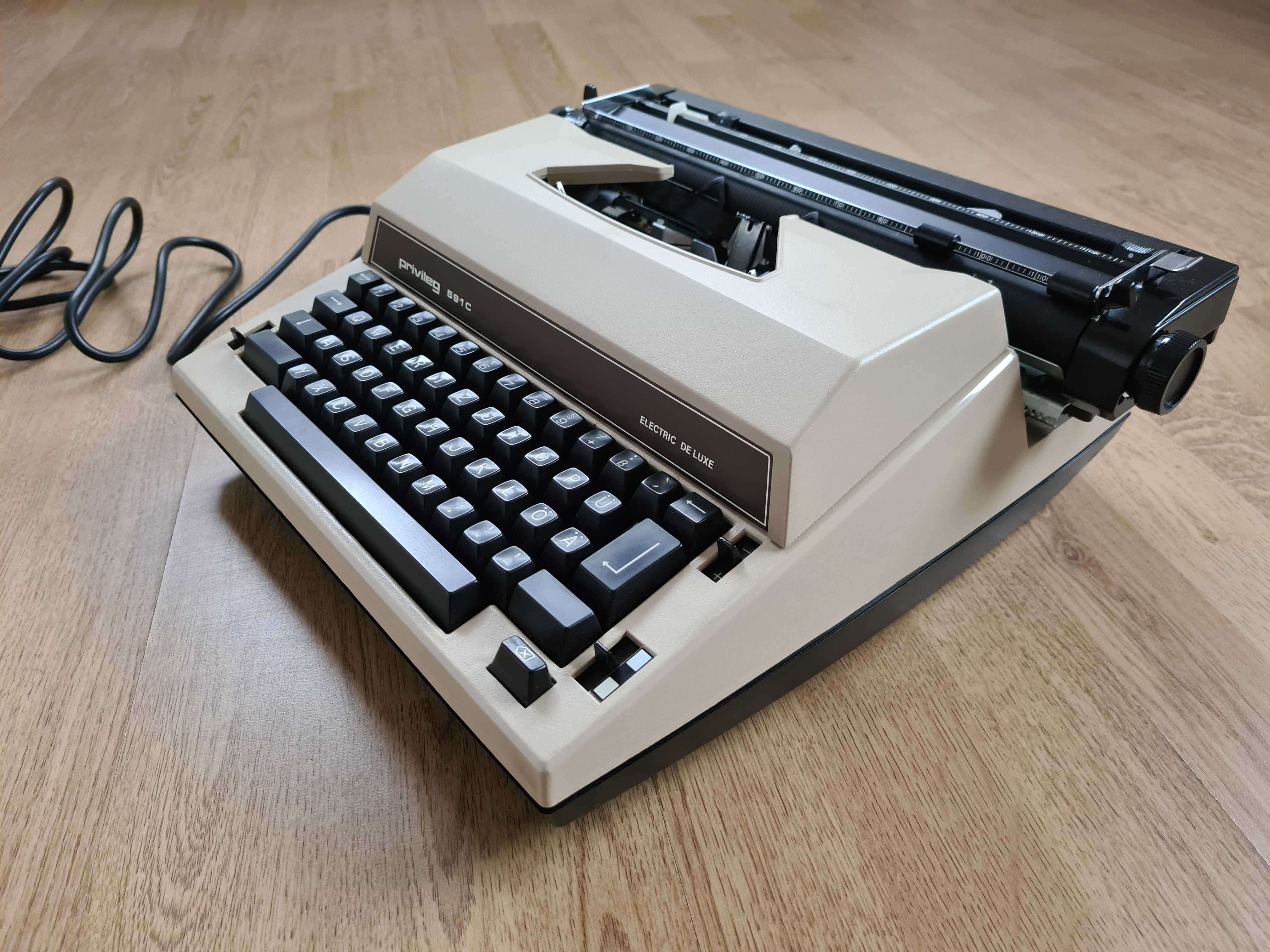 Maszyna do pisania Privileg 591C