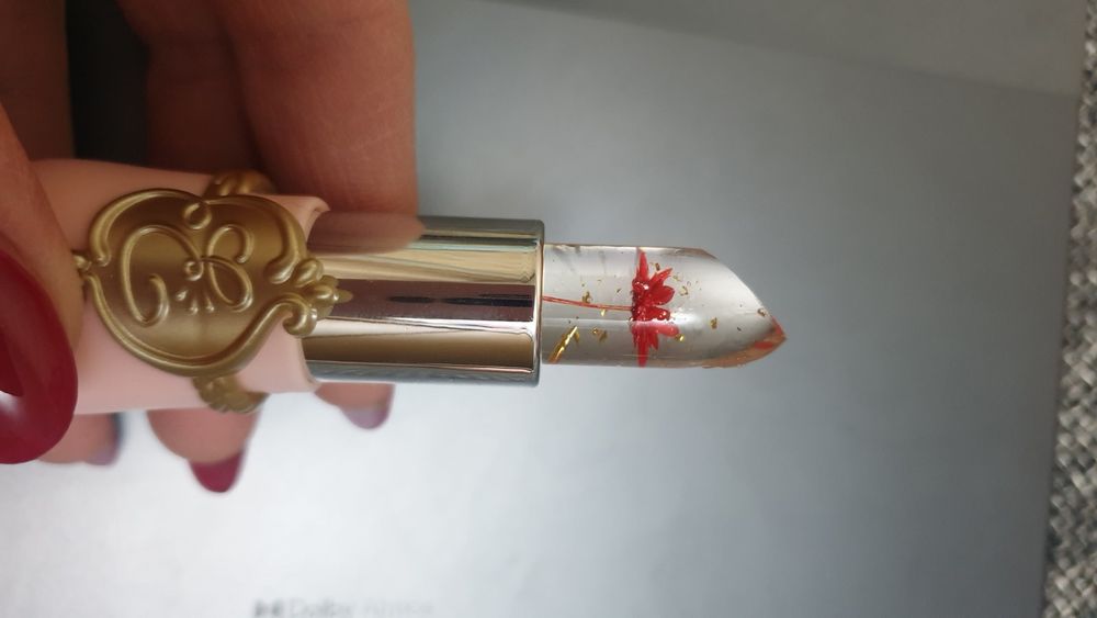 Помада бальзам з квіткою для губ, тіні для повік