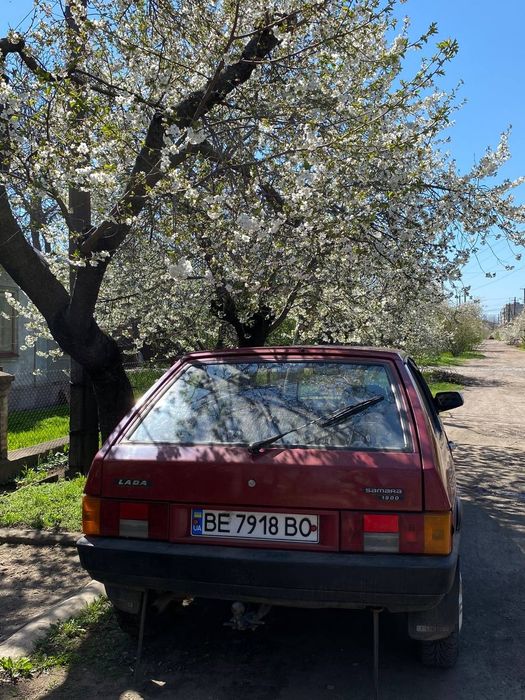 Продам машину  достойную