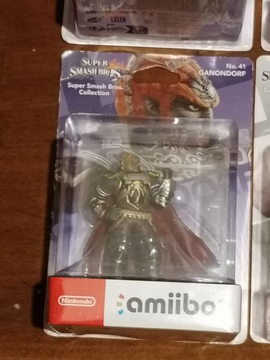 Vendo/Troco 4 Amiibos Novos/Selados