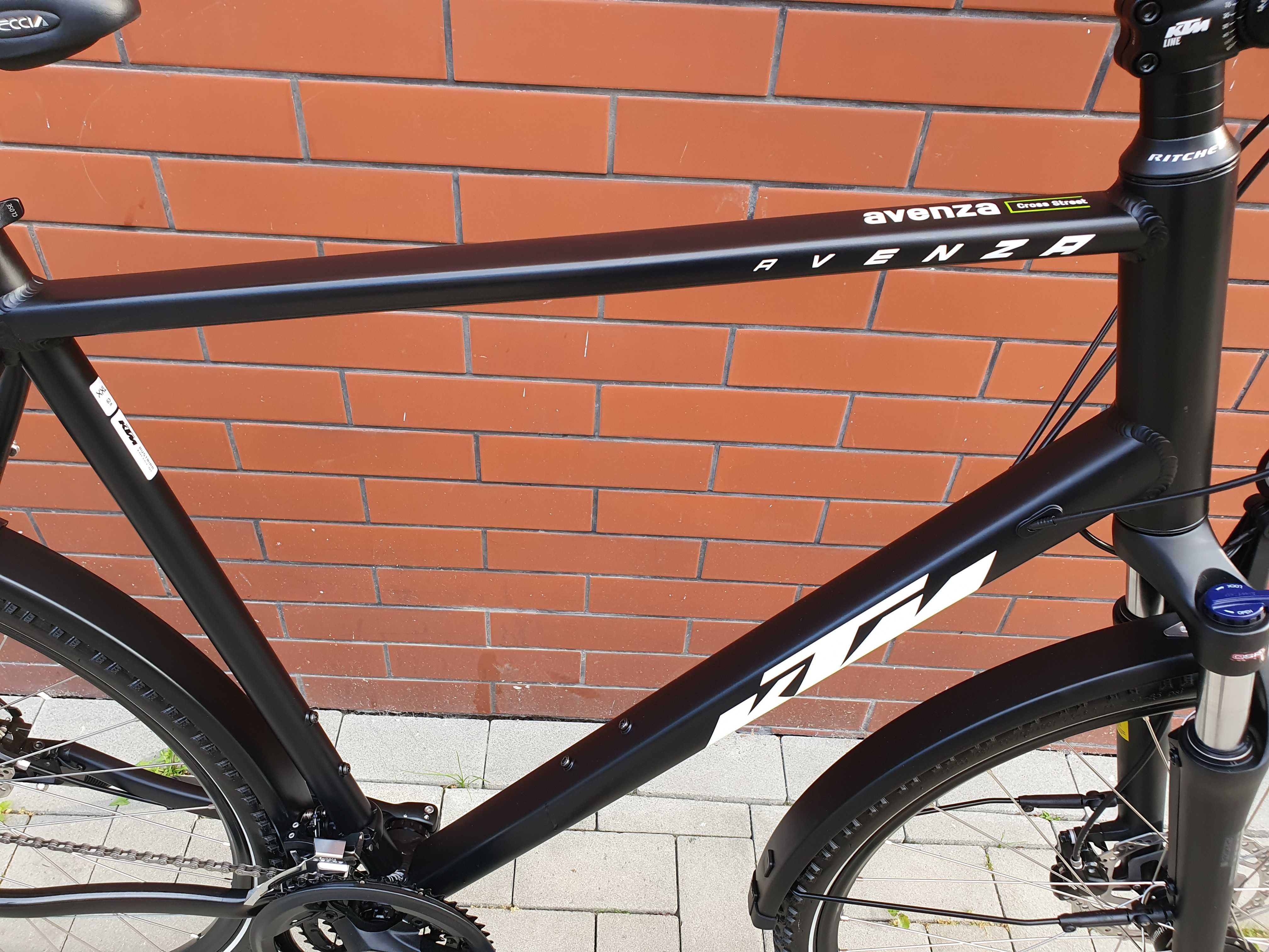 KTM Avenza Cross Street /Deore 3x10 rozm.24"XL 2022rok.Jak Nowy