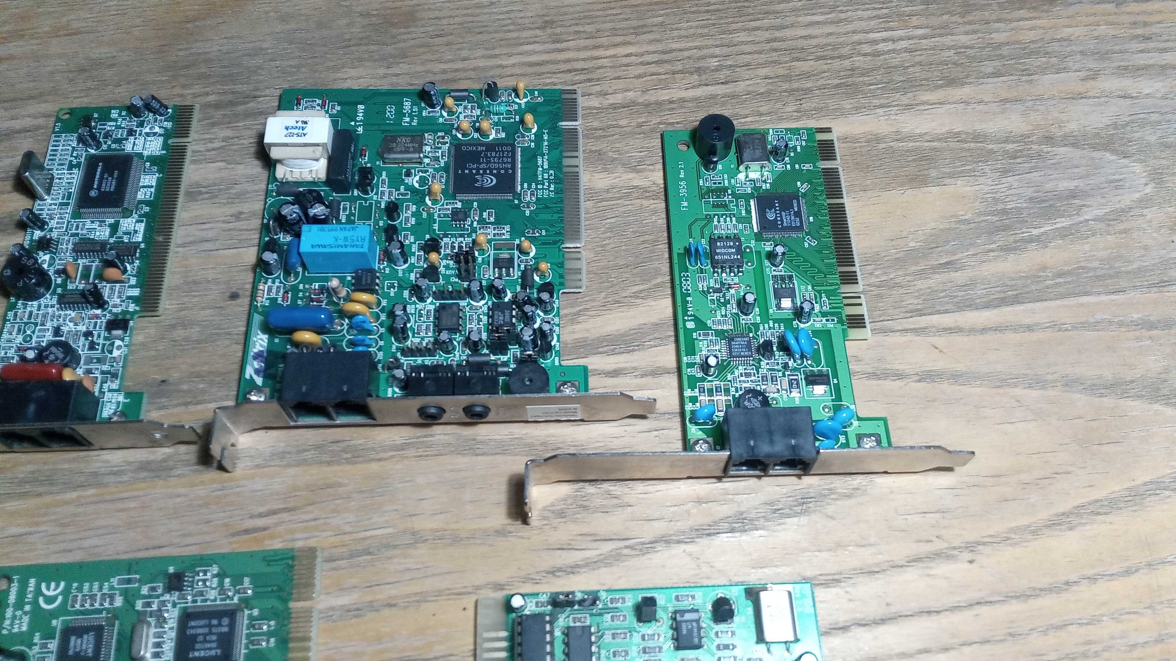 Modemy telefoniczne/fax/  PCI  ISA   7szt