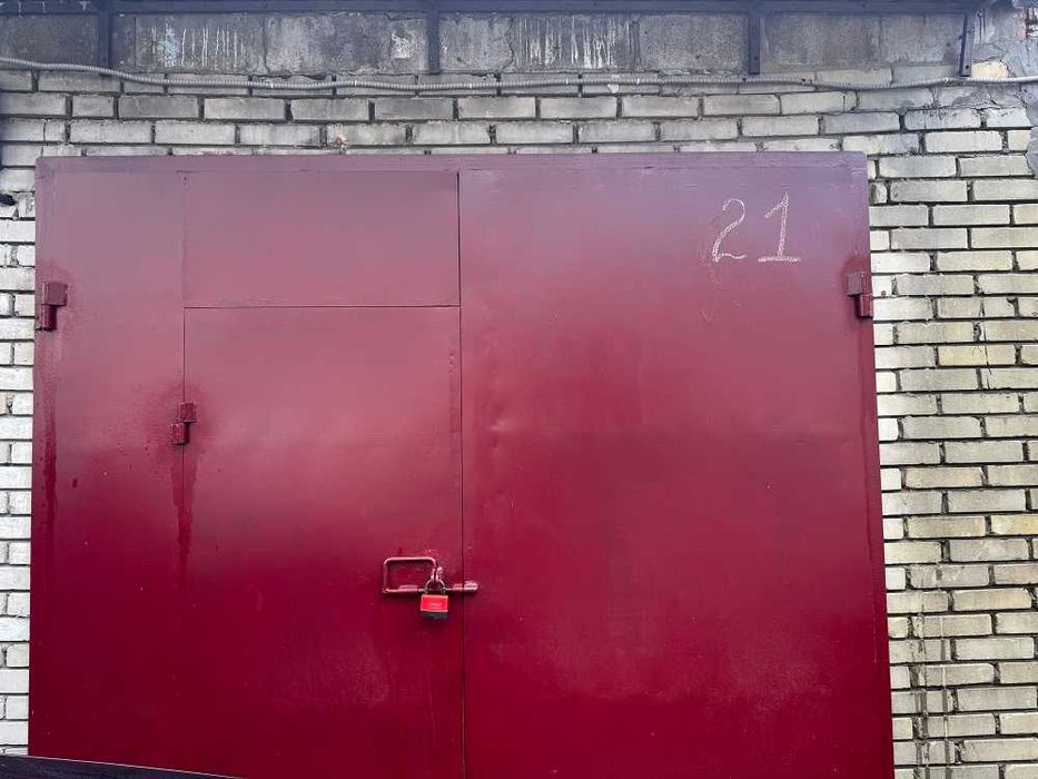 Продам гараж кап ремонт Нижньоюрківська,2 Поділ стМ Т,Шевченка