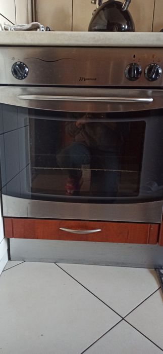 Piekarnik elektryczny do zabudowy Firmy Mastercook .