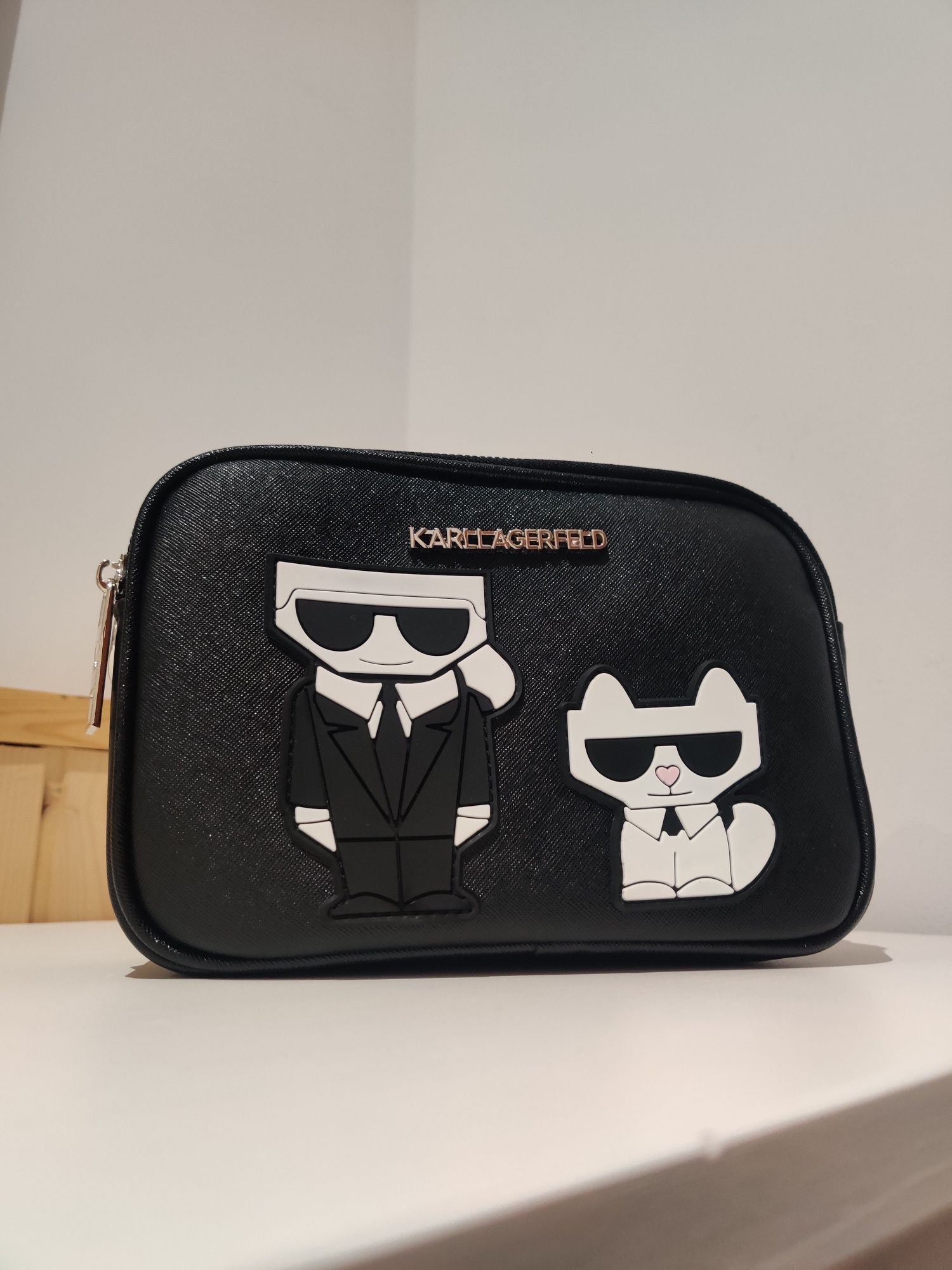 Bolsa preta Karl Lagerfeld
