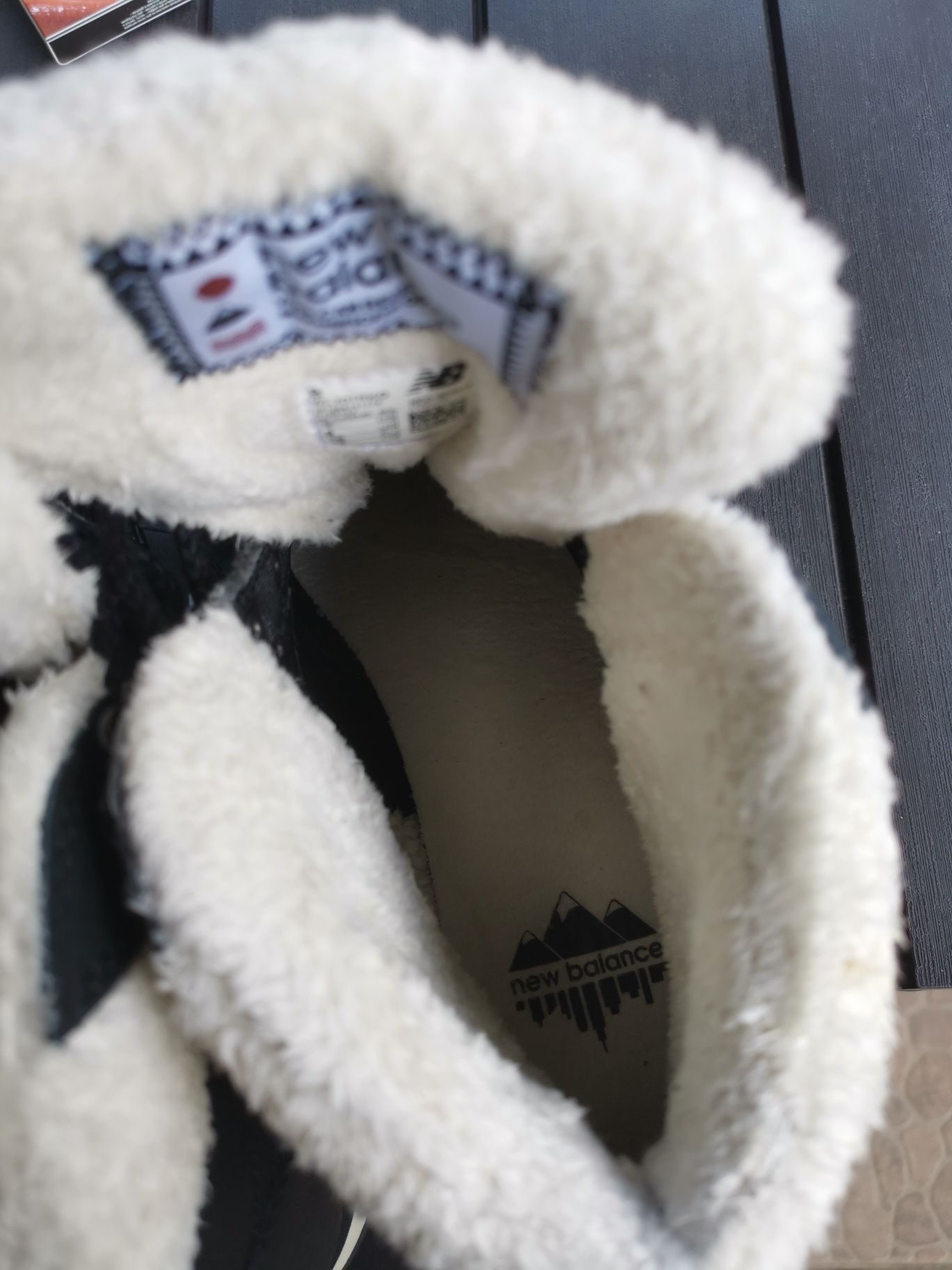 Buty zimowe New Balance 39 czarne nowe