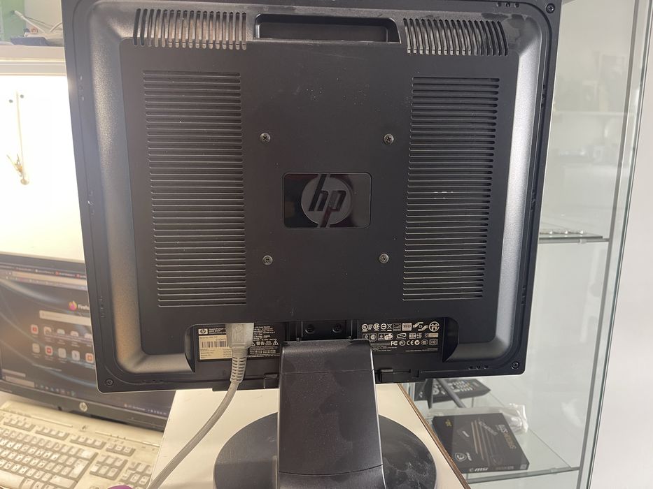Hp L-1906 monitor pc