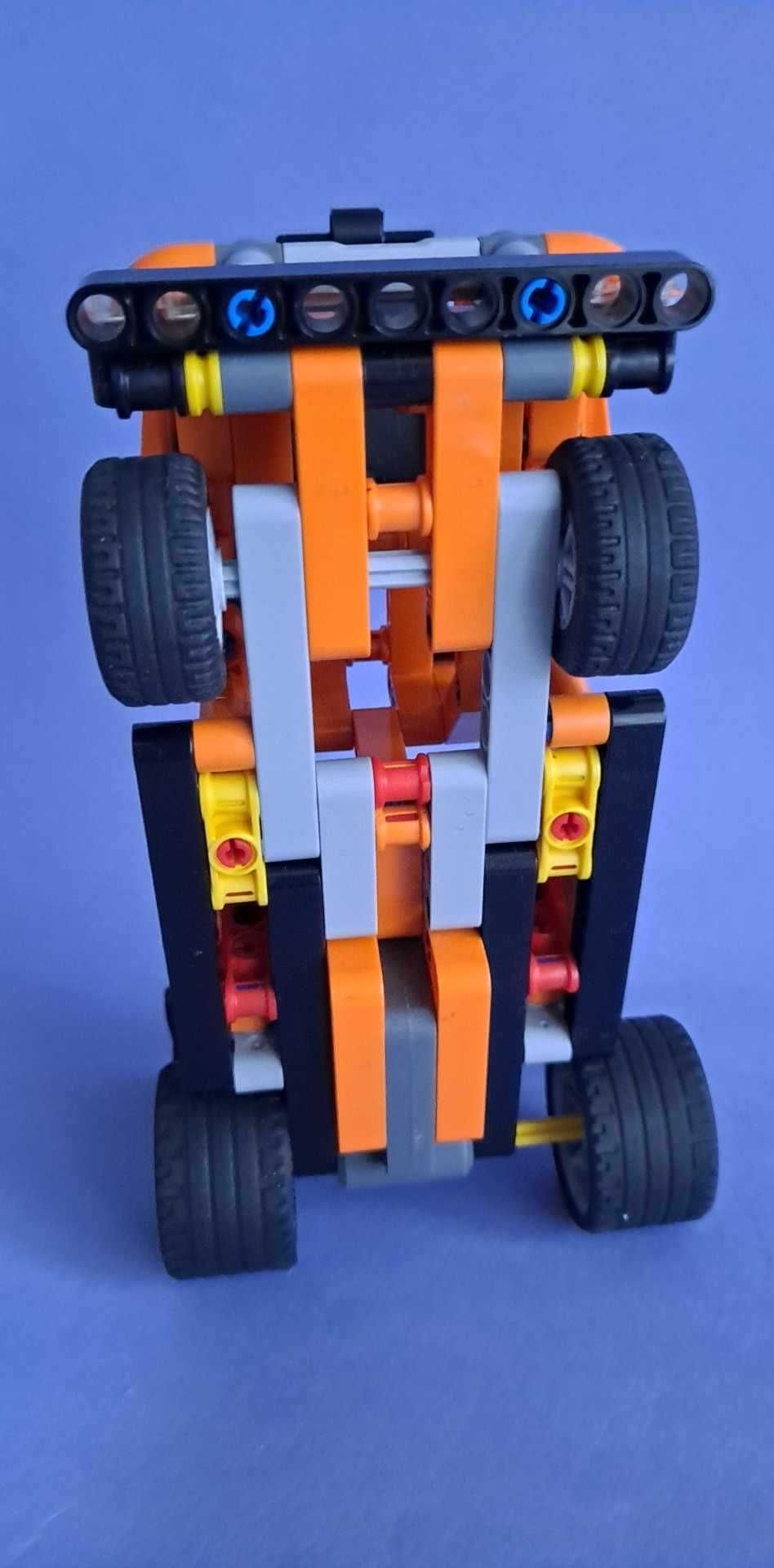 LEGO Technic 42104 Ciężarówka Wyścigowa