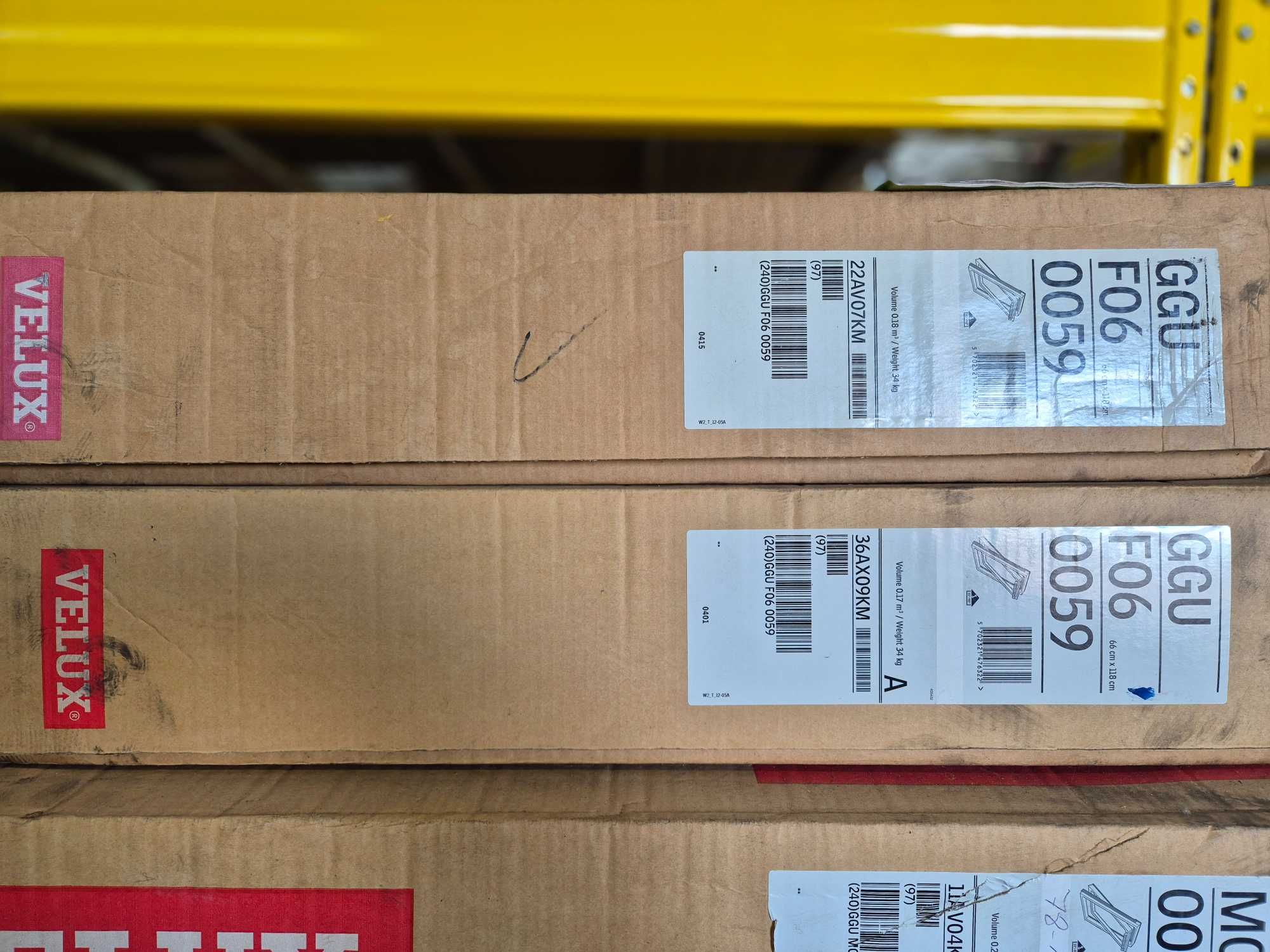 Okno dachowe  Velux GGU 66/118 F06  białe, górne otwieranie