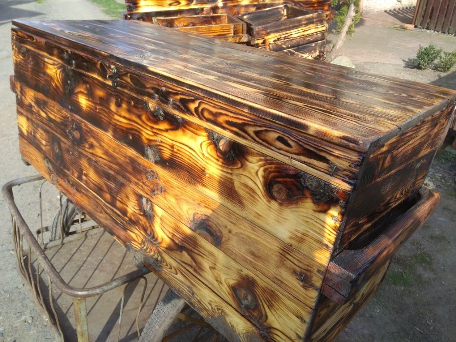 stara skrzynia posagowa