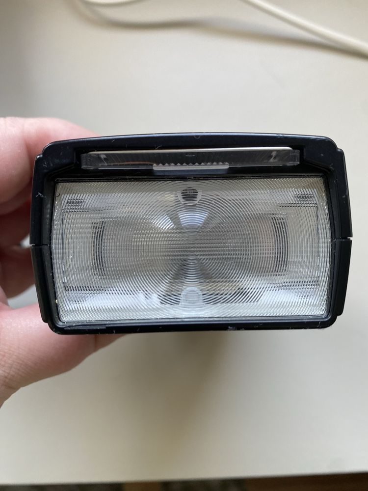 Nissin speedlite Di466