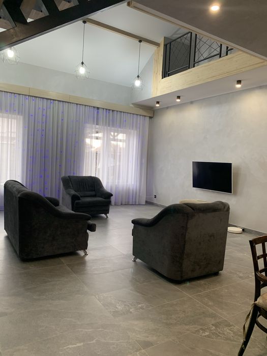 Продам будинок на Правому березі