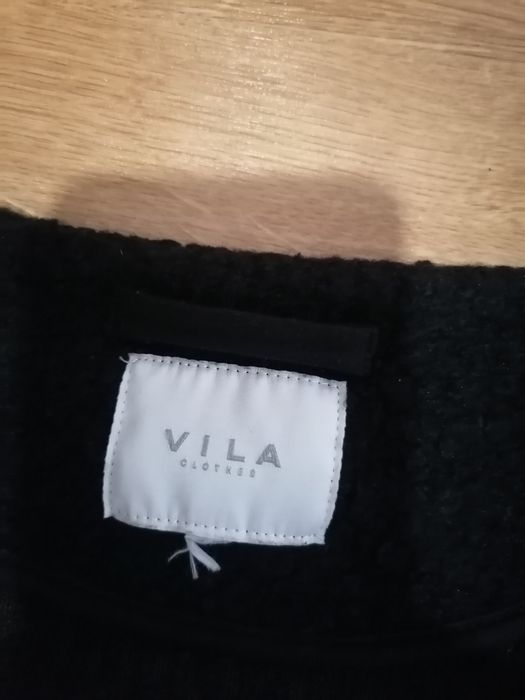 Czarny kardigan z kieszeniami Vila