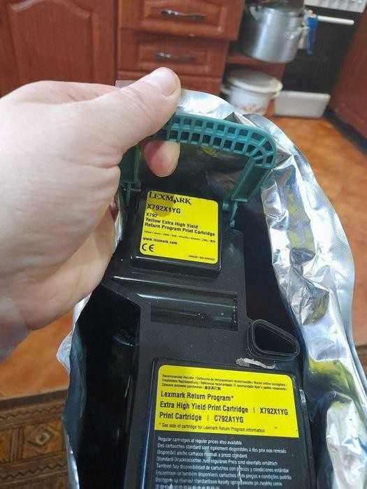 Картридж lexmark x792x1yg