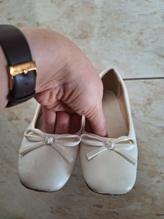 Baleriny Reserved r. 35 biale