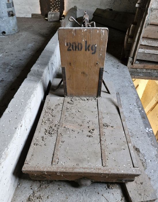 Stara waga rolnicza + odważniki