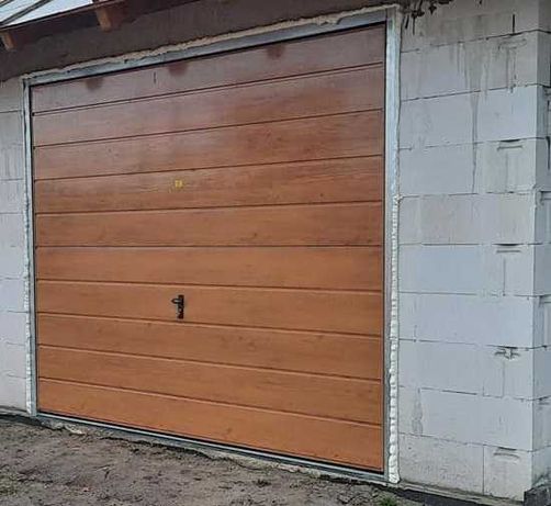 Brama garażowa uchylna 2,60 m x 2,57 m, Ocieplona, Złoty Dąb, PROMOCJA