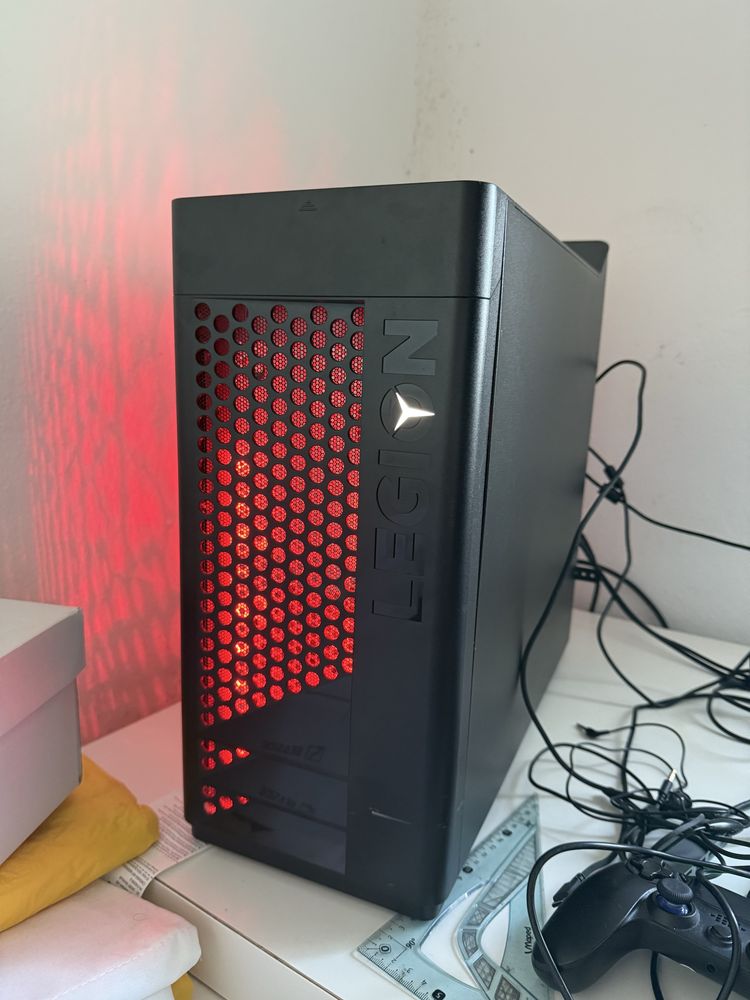 Torre Legion Lenovo