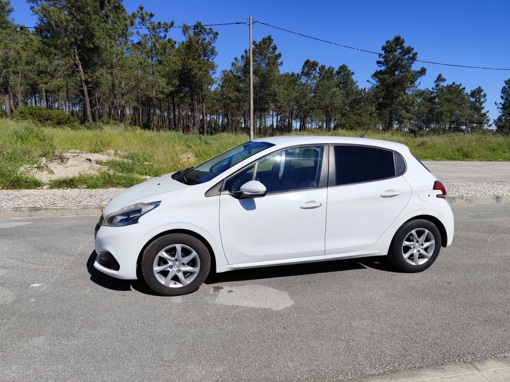 Peugeot 208 1.6 HDI Nacional
