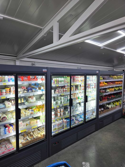 Регали гірки горки  UBC AURA 2.0м з дверима холодильні   двері вітрини