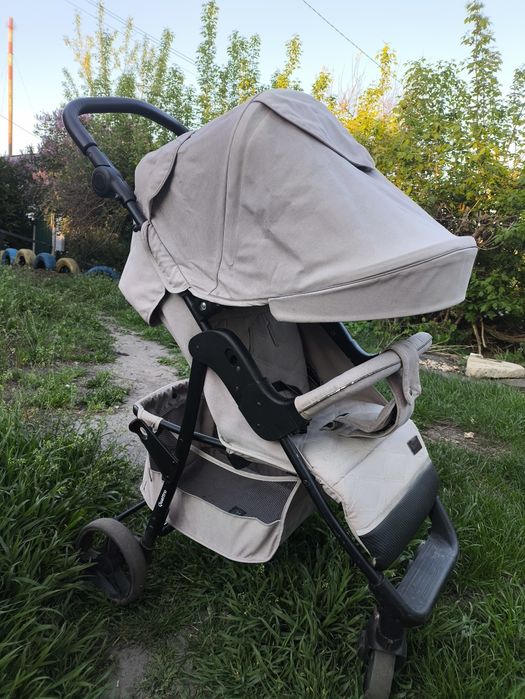 Коляска прогулянкова