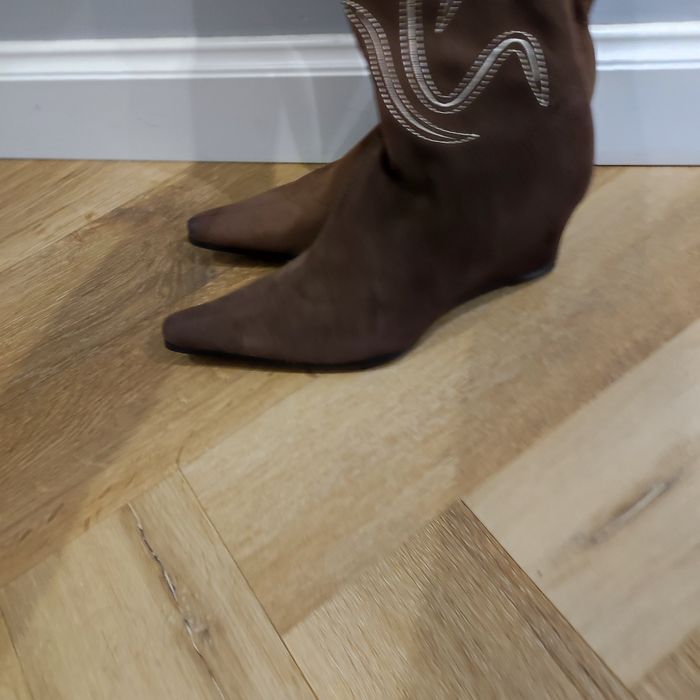 Kozaki damskie na koturnie