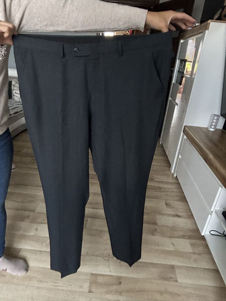 Garnitur męski rozmiar 44  L/xl