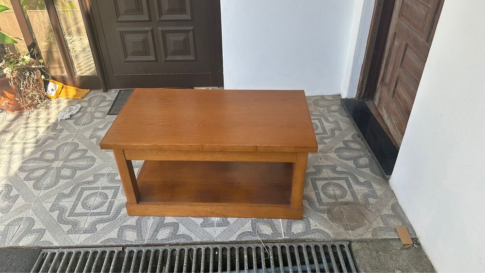 Mesa centro madeira cerejeira