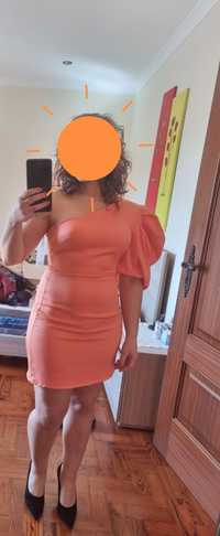 Vestido curto tamanho M