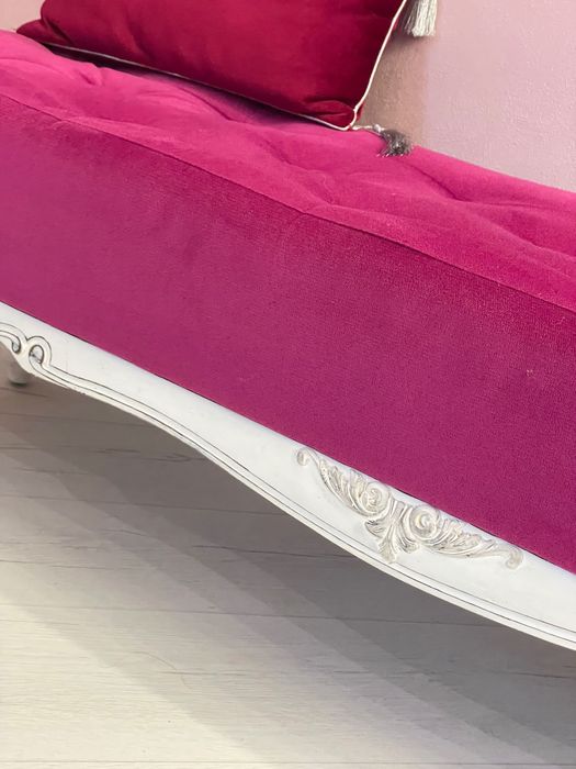 Диван банкетка для салона красоты