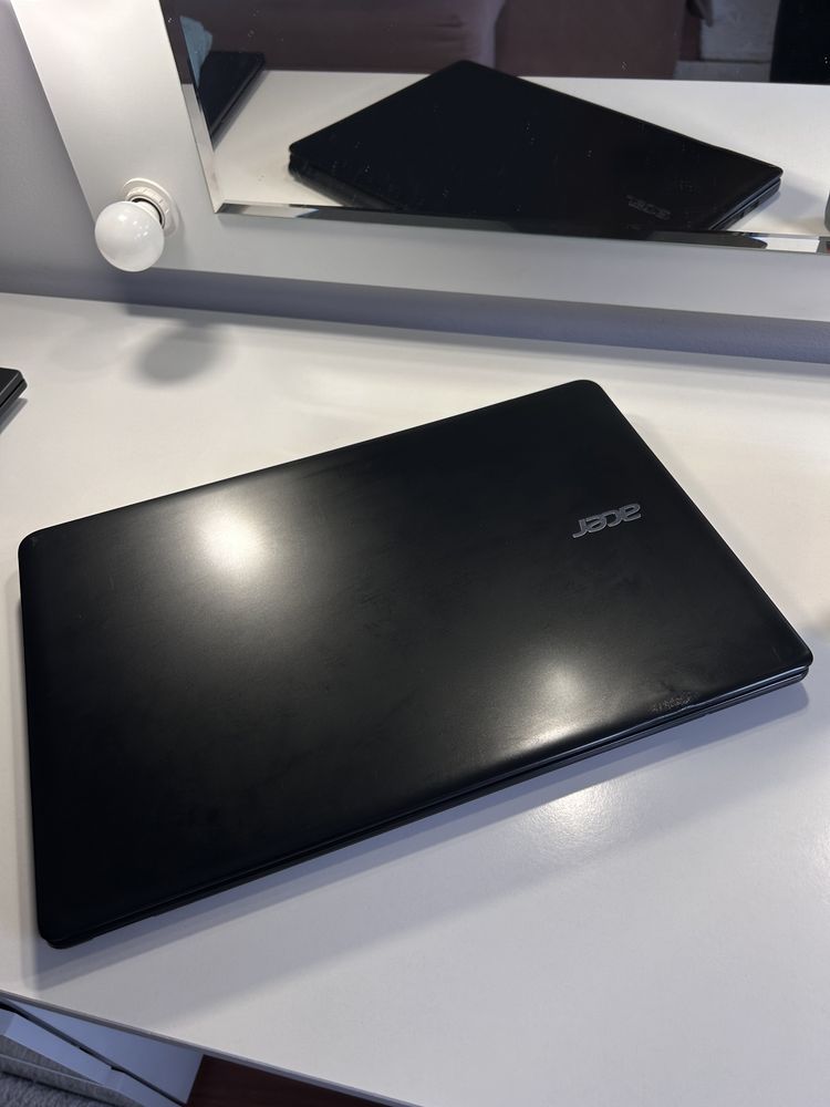 Laptop Acer Aspire E1 series