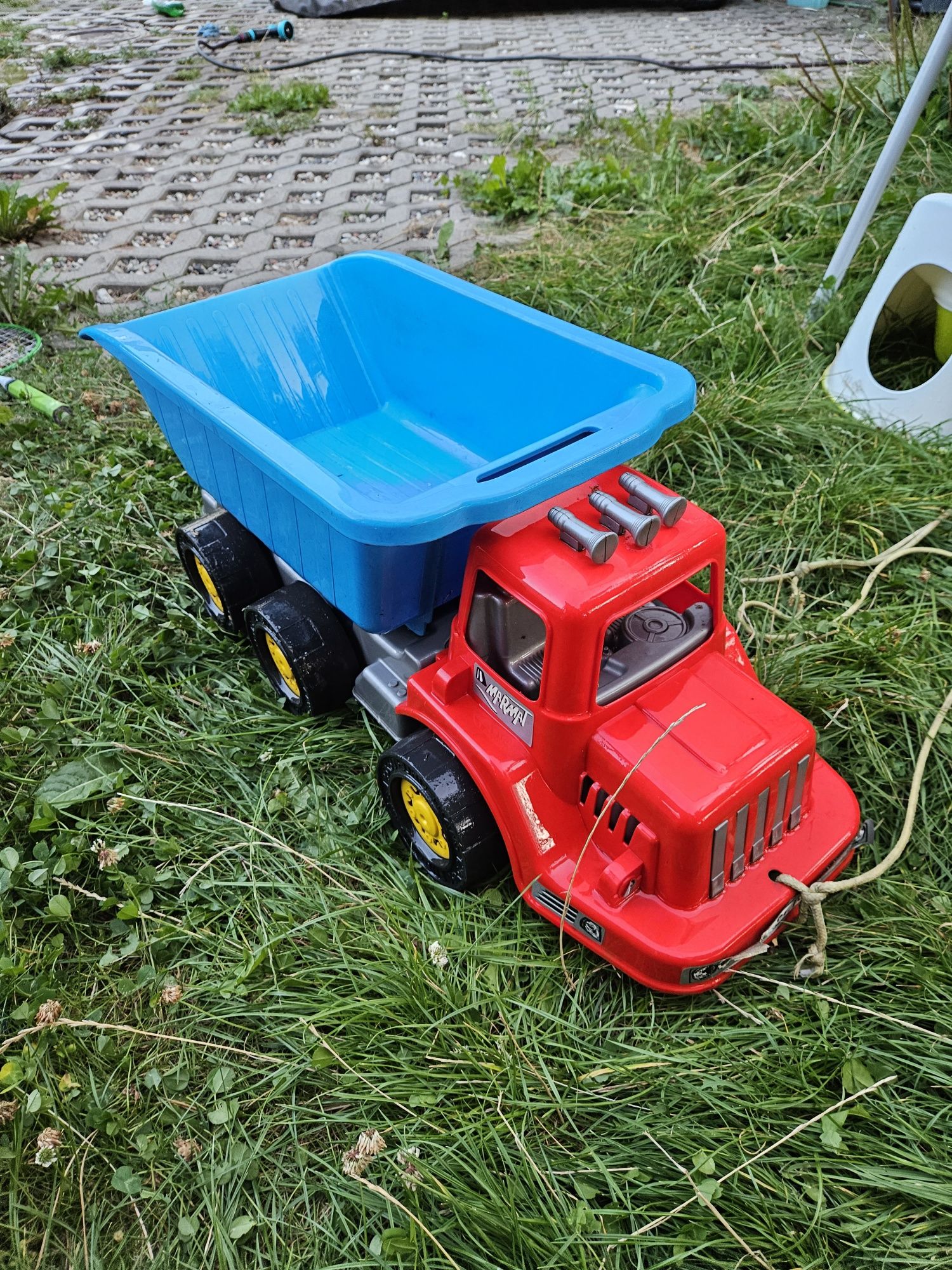 Zabawki ogrodowe nocnik piaskownica krzesełko ikea