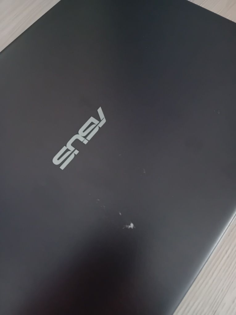 Laptop Asus Vivobook S14 X430FA
