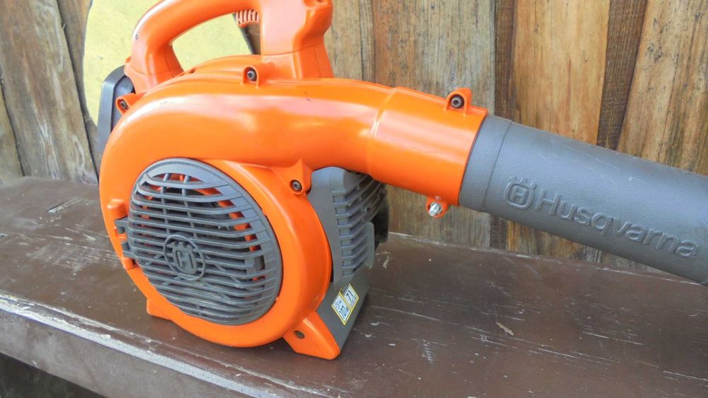 Dmuchawa, odkurzacz do liści husqvarna 125B, jak nowa