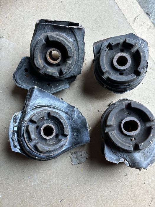 Сайленблоки Toyota Highlander