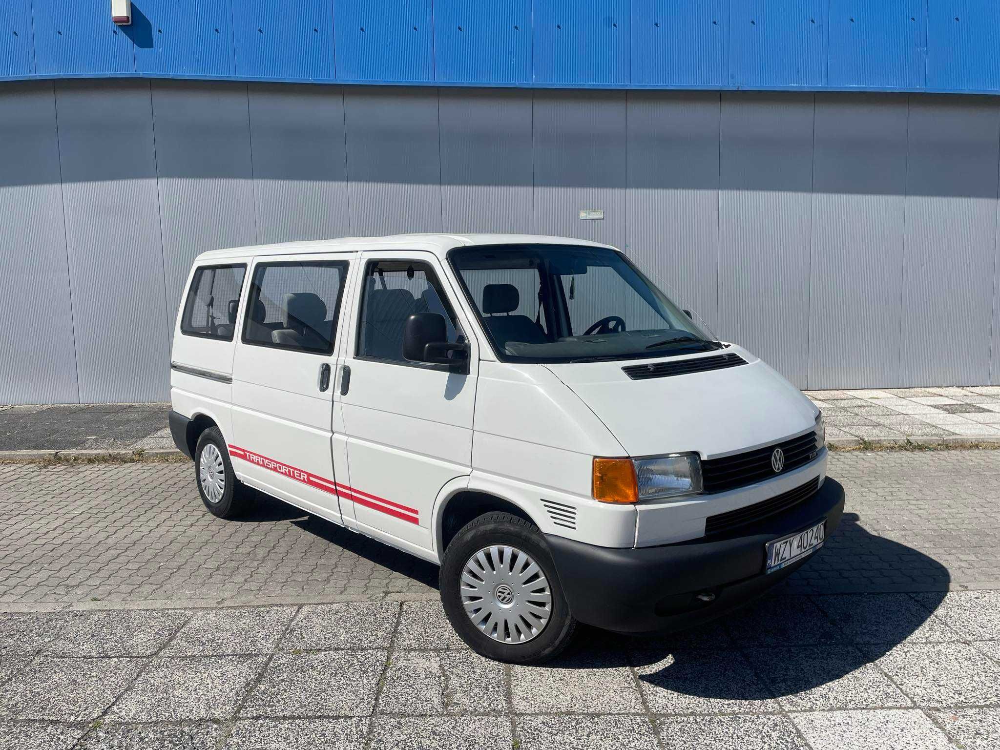 Volkswagen transporter t4/2.5tdi/9-osobowy/hak/bez wkladu/zapraszam!