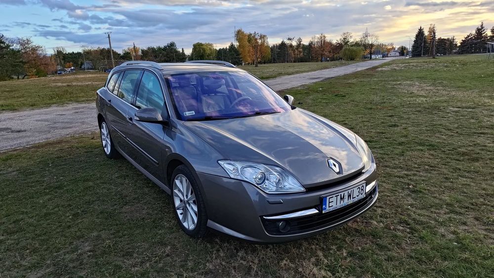 Renault Laguna Renault Laguna III 3 2.0dci 150KM Initiale Grandtour