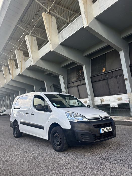 CITROEN BERLINGO CLUB BLUEHDI 100 BVM CLUB XL