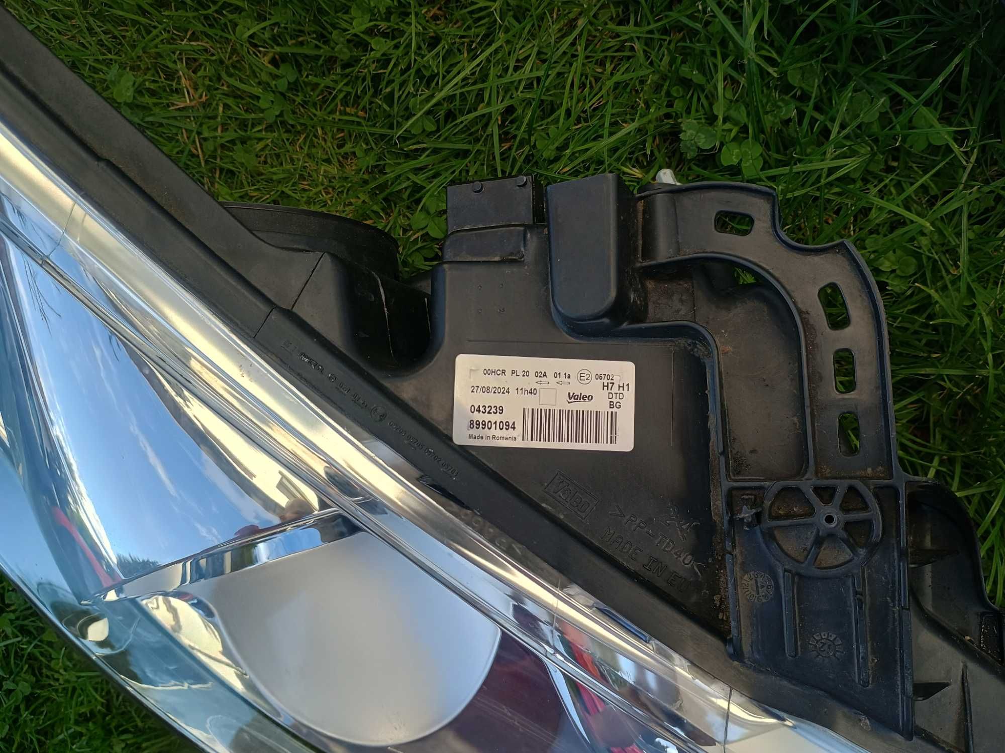 Lampy peugeot 207