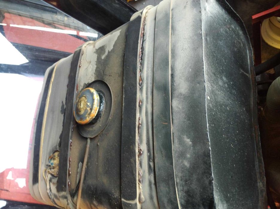 Sprzedam zbiornik paliwa