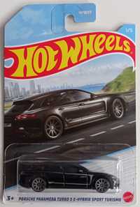 Hot Wheels Porsche Panamera Turbo S E-Hybrid Sport Turismo
