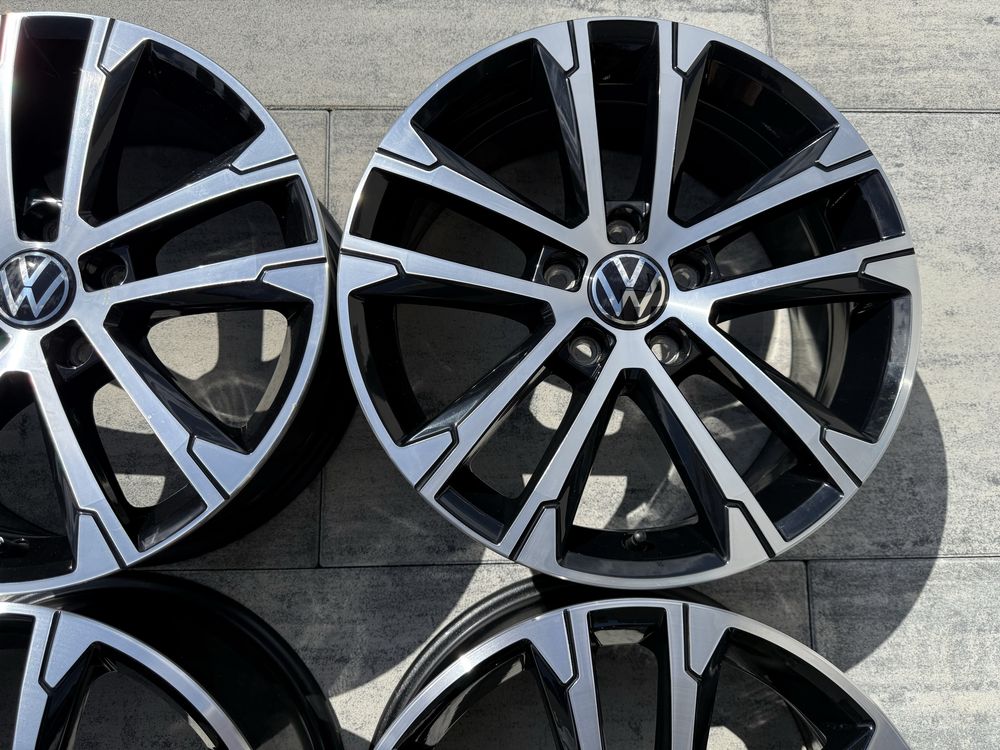 JAK NOWE Felgi Oryginalne VW 17” SINGAPORE 7J ET49