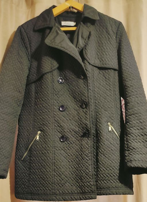 Жіноча осіння курточка