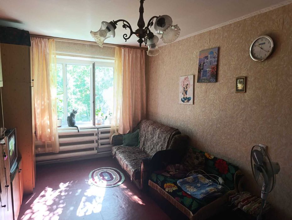 Однокімнатна квартира з автономним опаленням!