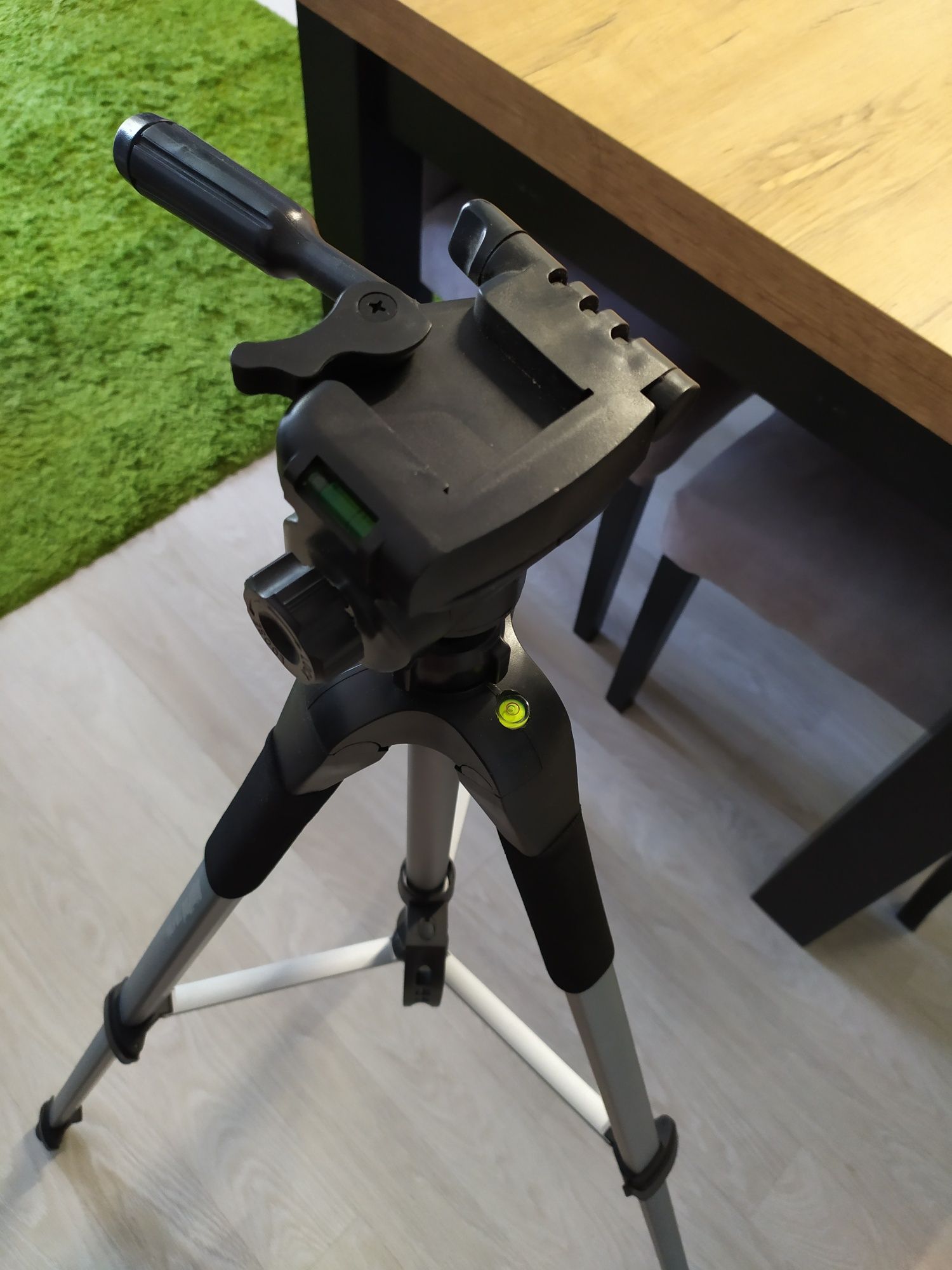 Statyw DigiPod TR 570A do aparatów kamer