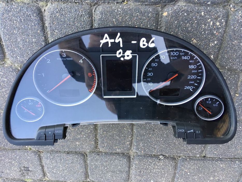 LICZNIK FIS AUDI A4 B6 2.5 TDI 8E0920900K EUROPA